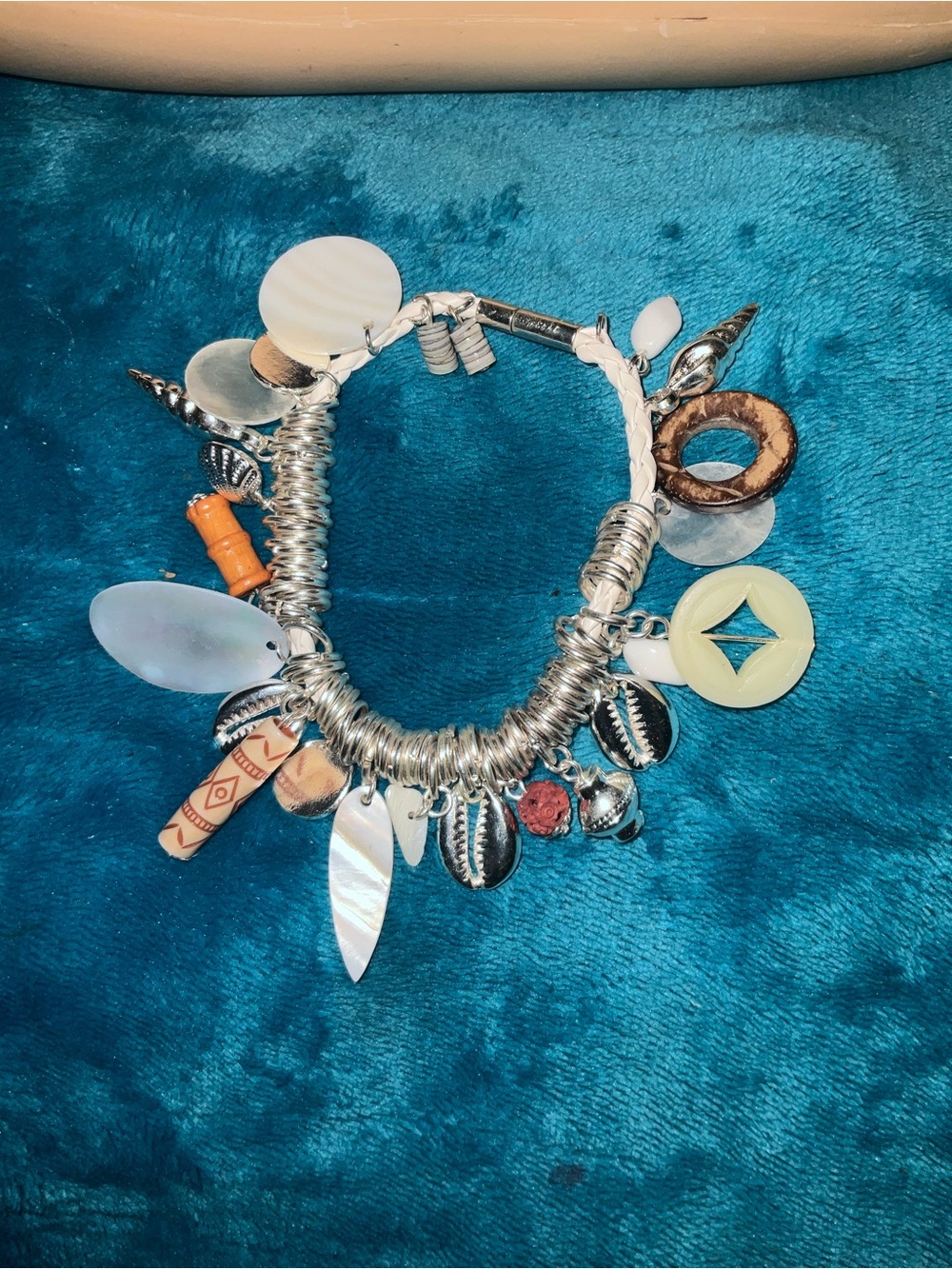.925 sterling silver 1980s coastal resort luxury rare(NOS) VINT.charm bracelet.